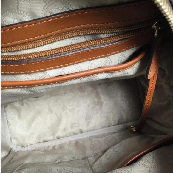 Michael Kors Jet Set Large Studded Backpack Brown - Picture 11 of 11